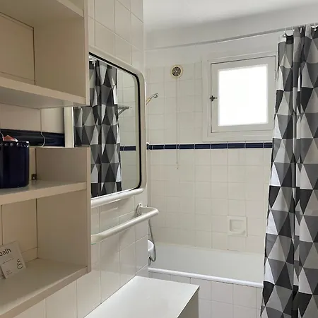 100 Metres De La Apartamento